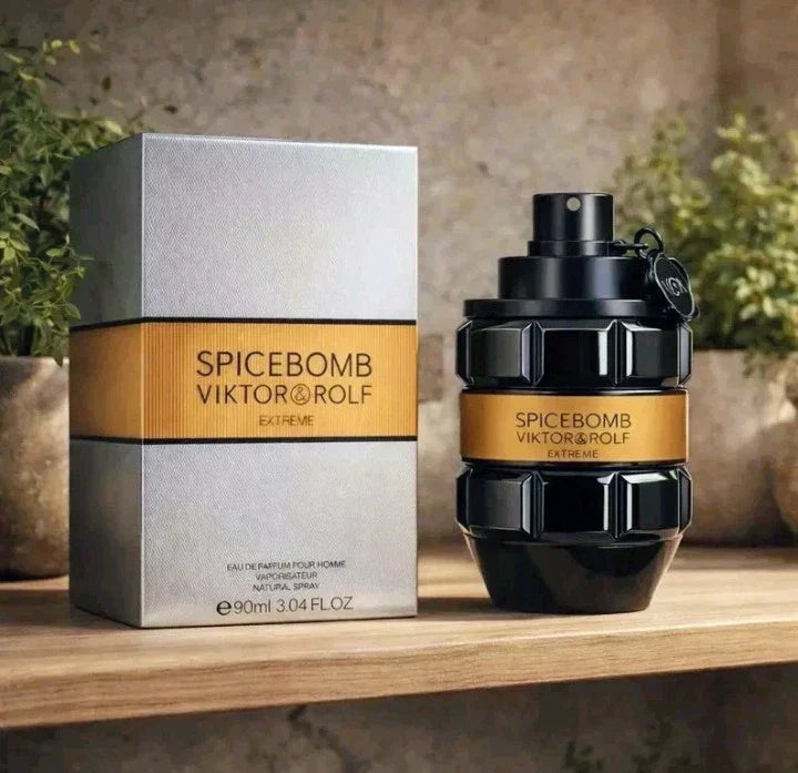 Viktor & Rolf Spicebomb Extreme Eau de Parfum Spray, Regular Size 3.04 fl oz